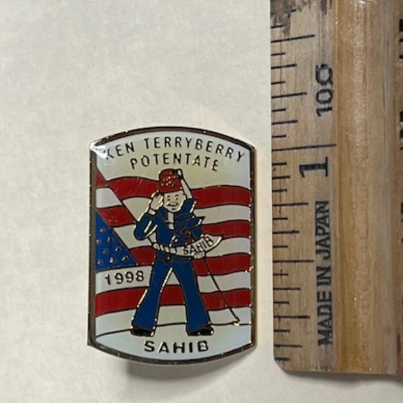 VTG 1998 Ken TerryBerry Potentate Sahib Shriners Lapel Hat Pin Red White Blue - Picture 4 of 6